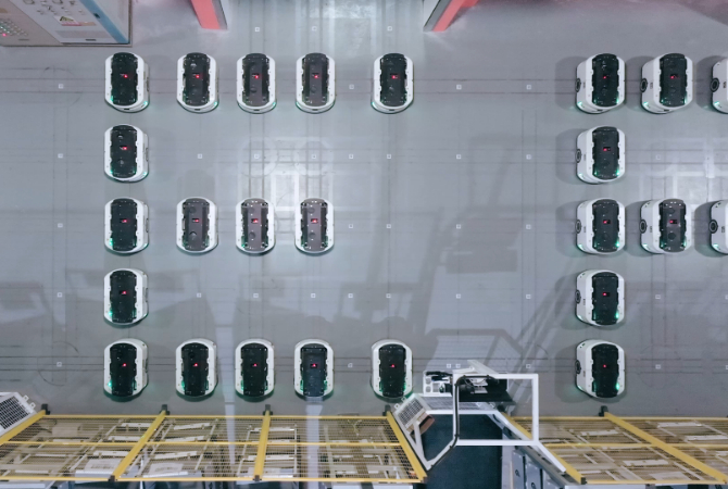 HAI x ERAL（艾莱依）：アパレル業界にスマート保管に注力、ロボティクスが倉庫DXを推進