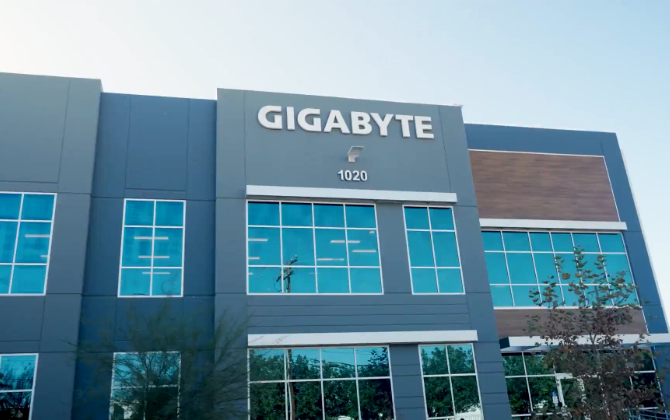 GIGABYTE