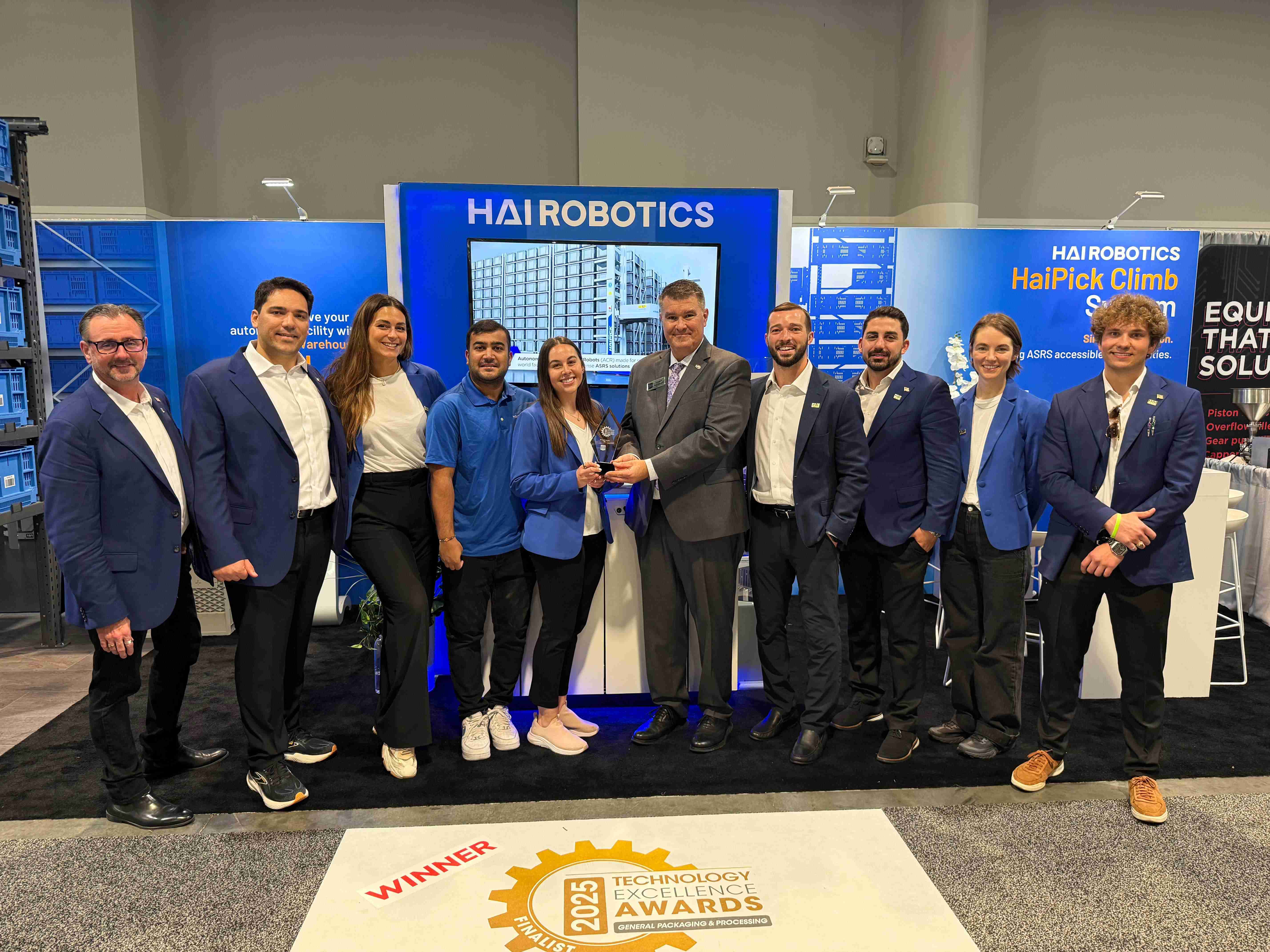 Hai Robotics Wins Technology Excellence Award at PACK EXPO Las Vegas 2025 for HaiPick Climb System