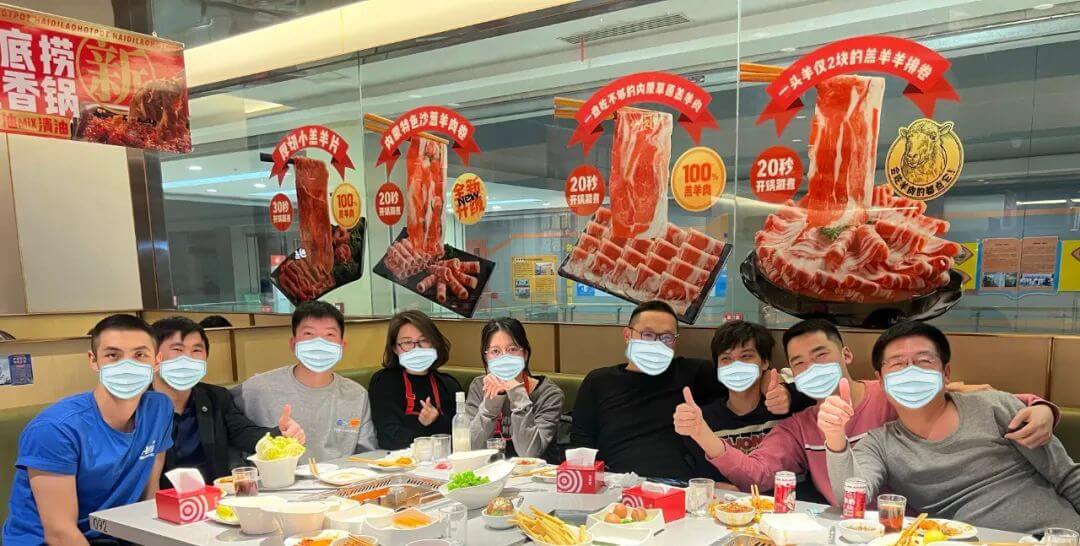 海柔创新工程师在项目现场的年夜饭