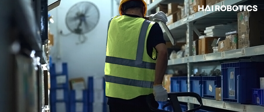 低效的人工拣选方式