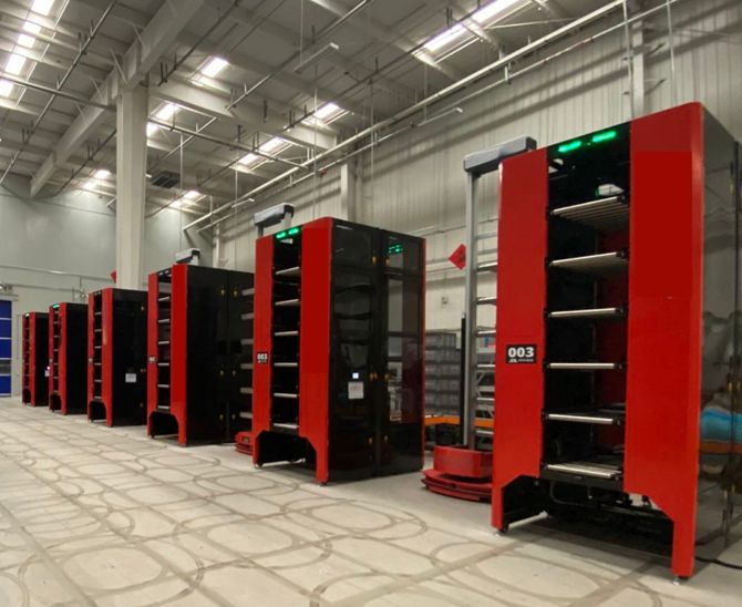 automated-pharmaceuticals-and-health-products-warehouse-hai-robotics