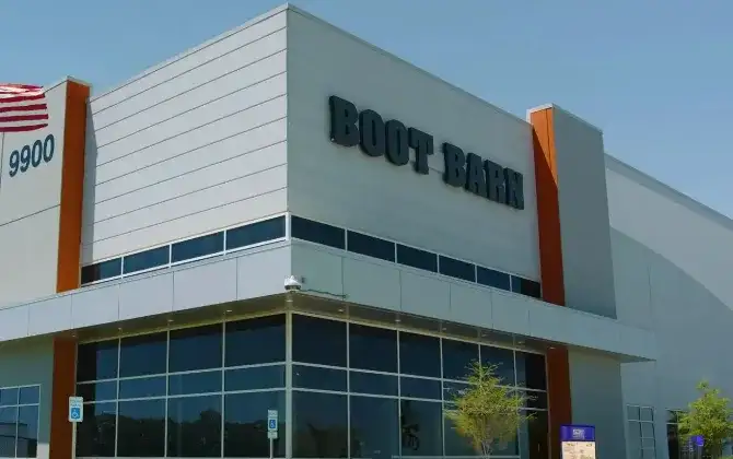 BOOT BARN